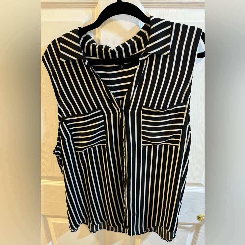 Torrid Black & White Stripes Sleeveless Blouse